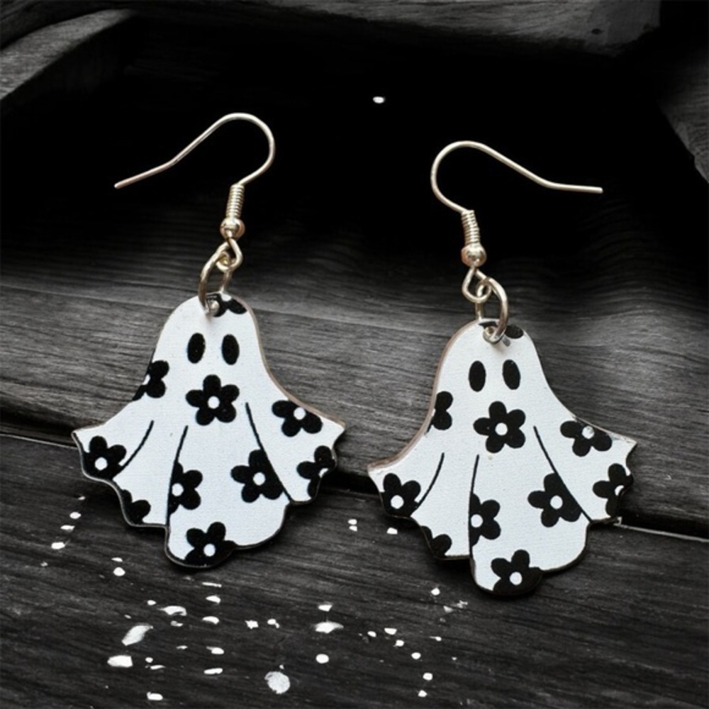Halloween Acrylic Earrings!